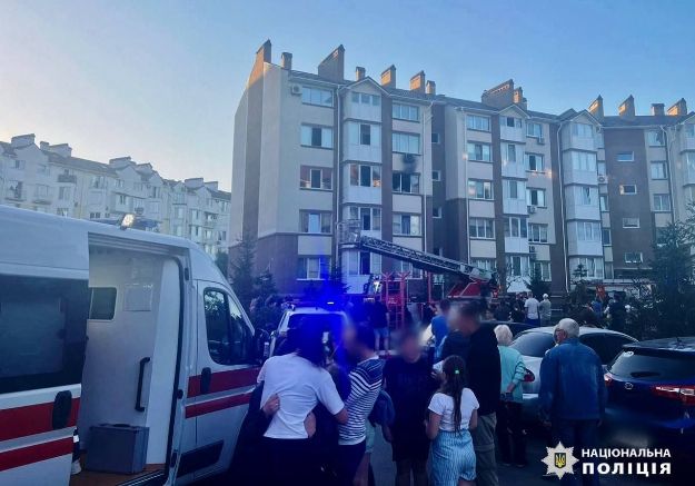 В пригороде Киева подросток вынес соседского дедушку из горящей квартиры