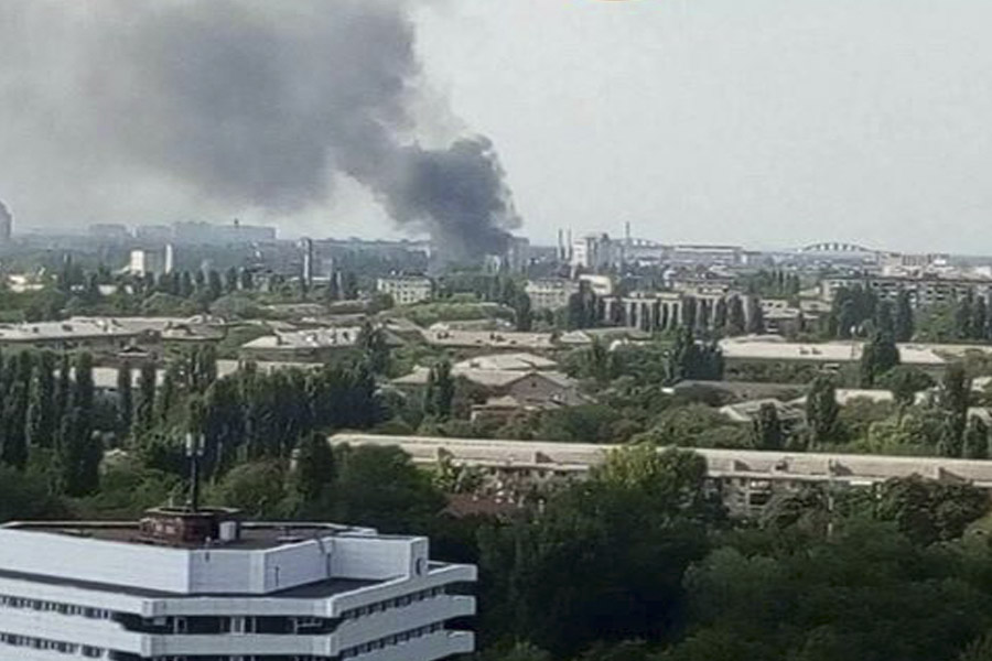 В Киеве появился непонятный дым (фото)