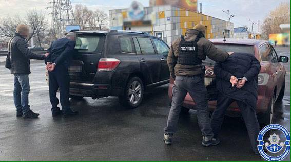 В Киеве действовала банда вымогателей
