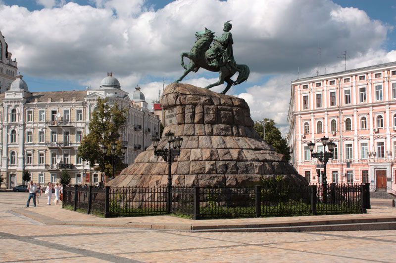 Для иностранцев организуют бесплатные экскурсии по Киеву