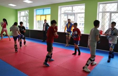 В Соломенском районе открыли спортклуб для детей