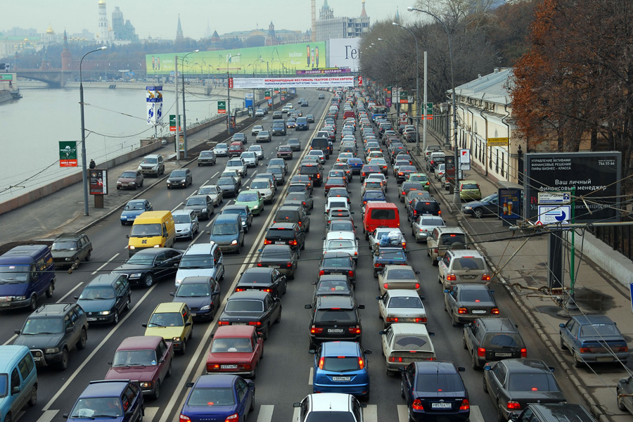 В Киеве - гигантские пробки (инфографика)