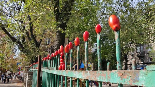 В Киеве нашли новое применение помидорам