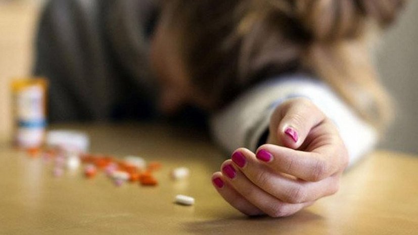 Под Киевом школьница наглоталась таблеток