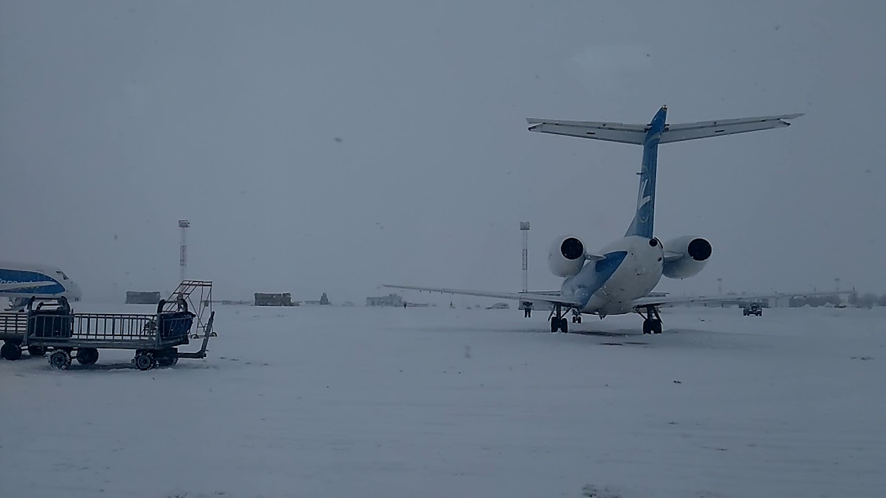В "Борисполе" задерживают рейсы из-за снегопада