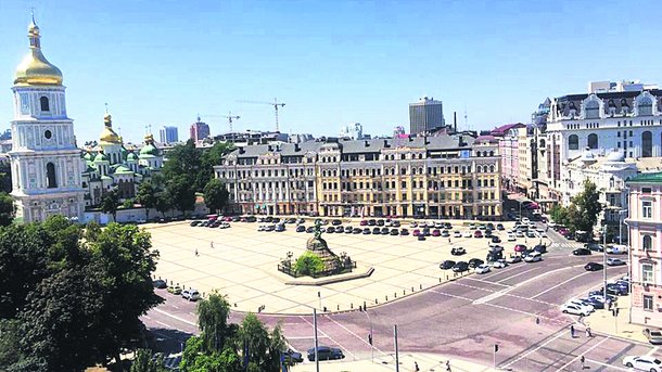 Сколько потратят на ремонт Софийской площади
