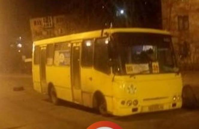 В Киеве разваливается на ходу городской транспорт