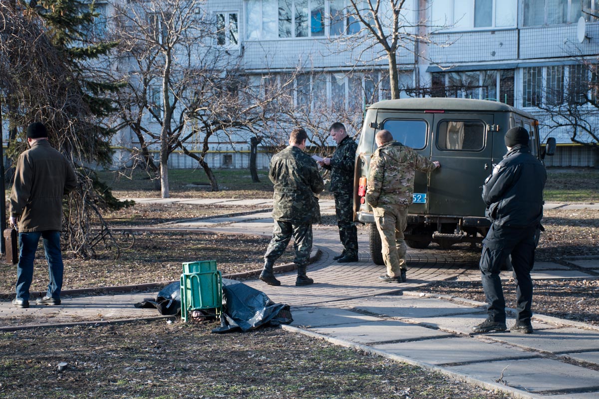 Посреди улицы в Киеве умер мужчина