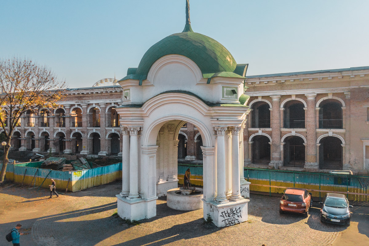 В Киеве восстановили старейший фонтан