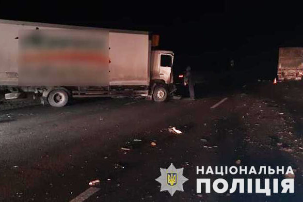 Под Киевом столкнулись два грузовика
