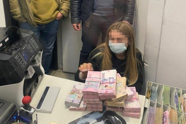 В Киевской области задержан депутат за вымогательство крупной взятки