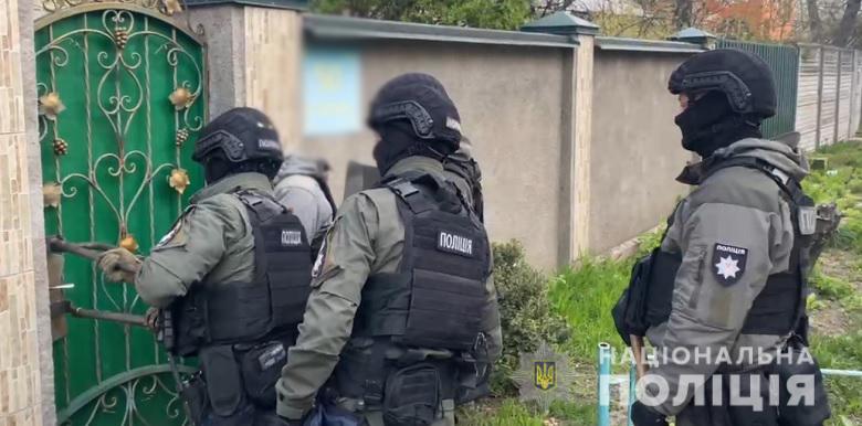 В Киеве полицейские провели спецоперацию. Задержаны члены преступной группировки