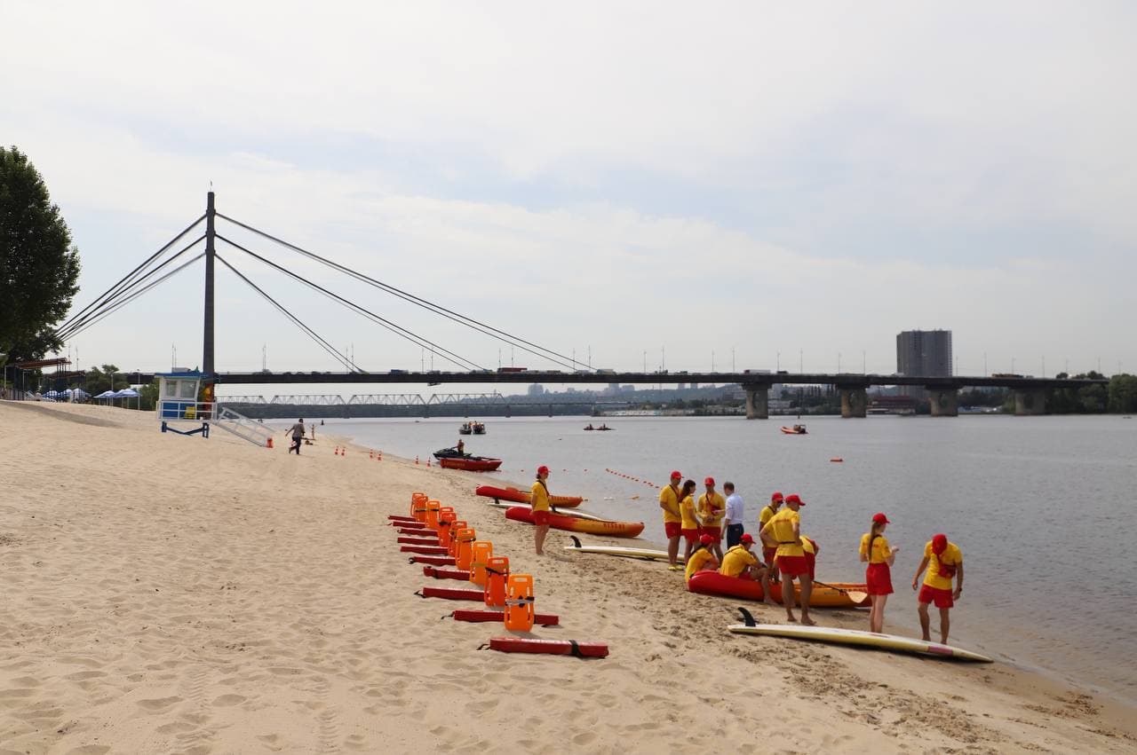 В Киеве завершен капитальный ремонт пляжа  пляж “Водоворот”
