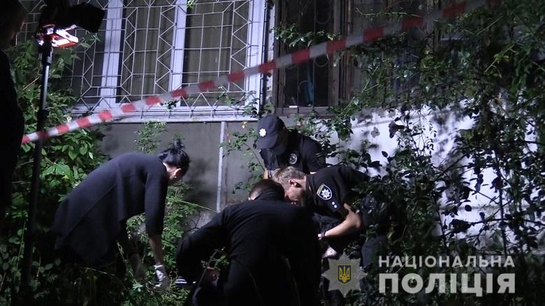 В Киеве совершено убийство. В полиции сообщили подробности происшествия на Троещине (видео)