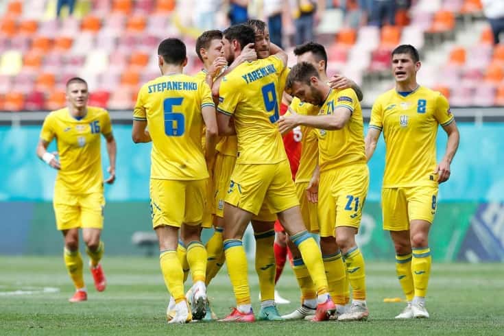 Сборная Украины сыграет против сборной Шотландии в отборочном турнире чемпионата мира по футболу. Каковы шансы на победу