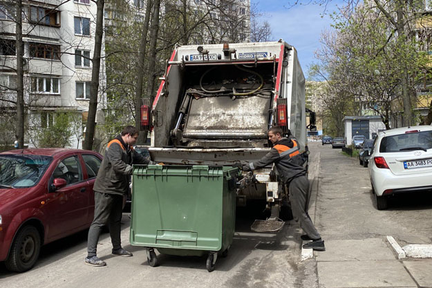 В Киеве все жилищно-коммунальные службы продолжают работать в штатном режиме – КГГА