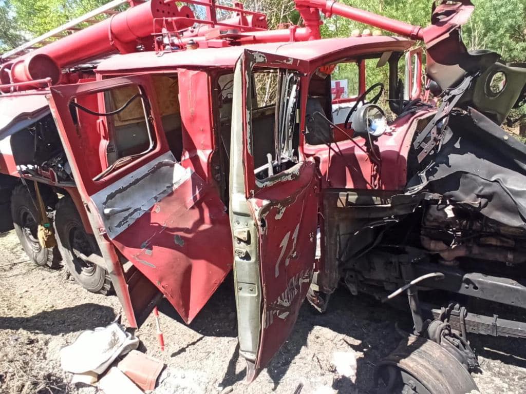 В Киевской области на минах подорвались спасатели ГСЧС и тракторист (фото)