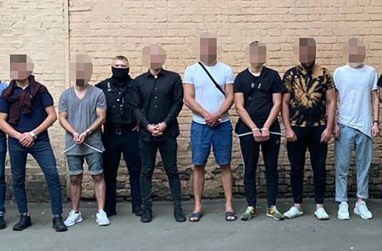 У Києві банда грабувала іноземців