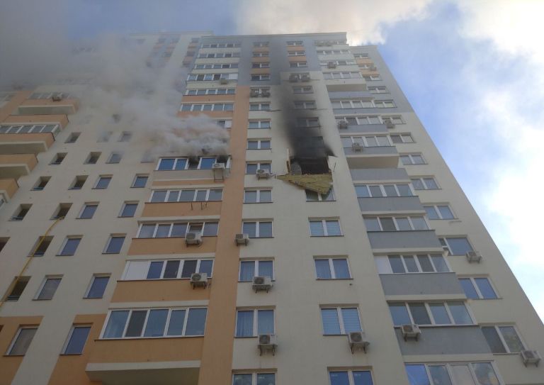 В Киеве – взрыв в высотном доме