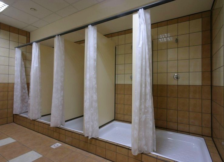 Кияни пропонують відкрити громадські душові