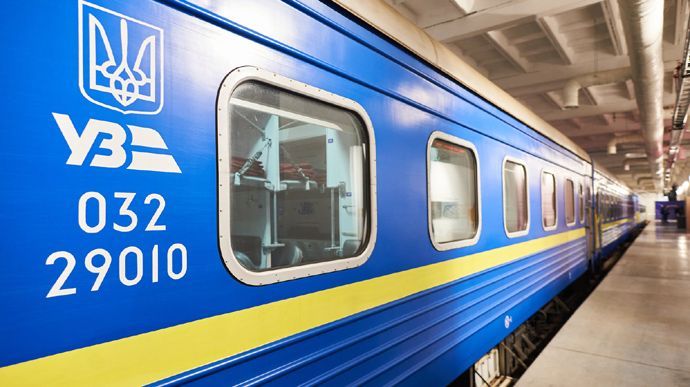 Поезд "Вена-Киев " задерживается из-за аварии на железной дороге
