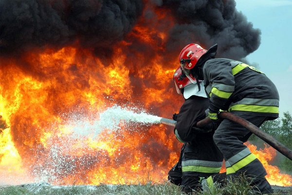 В Киеве во время пожара обгорела женщина