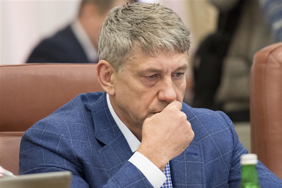 Печерский суд арестовал недвижимость министра