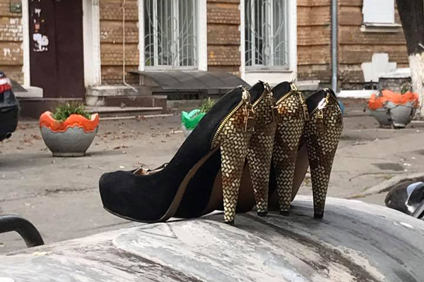 В Киеве разыскивают золушек (фото)
