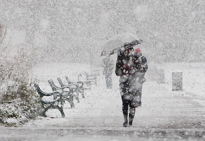 В Киеве – снегопад