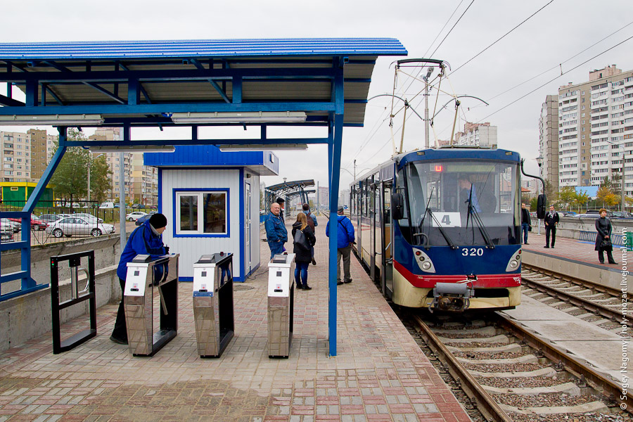 В Киеве начнут ремонтировать станции скоростного трамвая