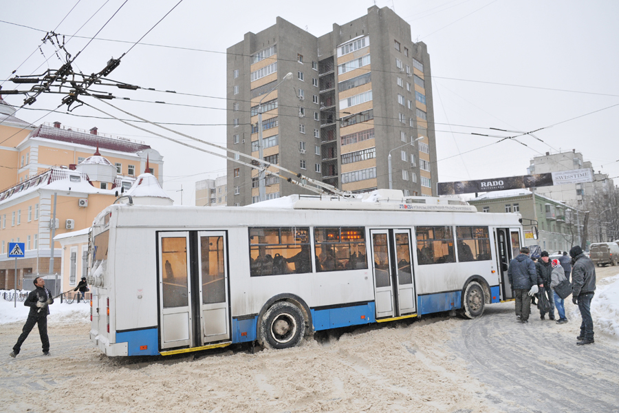 Киевляне жалуются на холод в троллейбусах