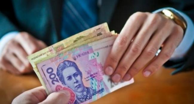 Киевлянам раздадут адресную помощь на миллионы гривен