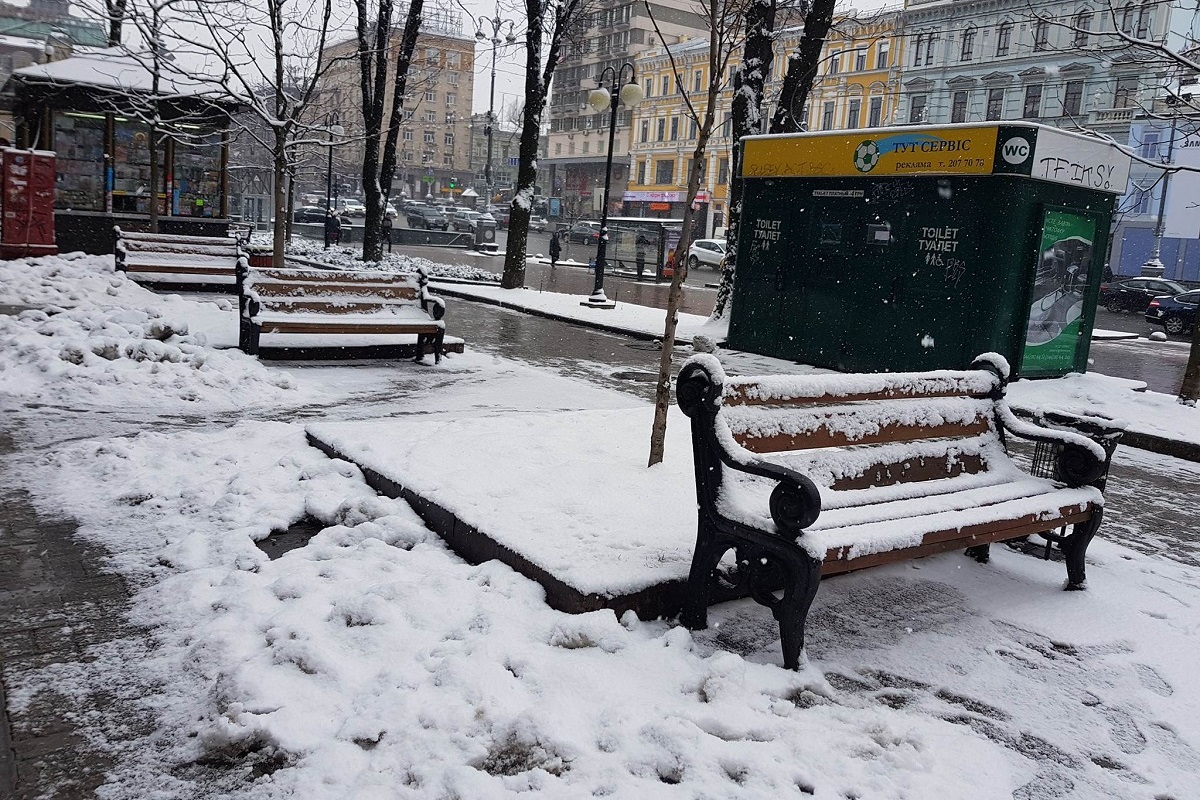 В Киеве – снегопад (фото)