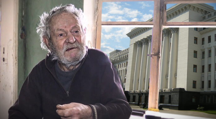 Знаменитый пенсионер исчез из элитной квартиры (видео)