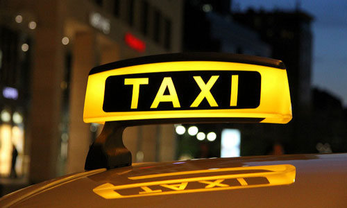 В преддверии Пасхи таксисты взвинтили цены