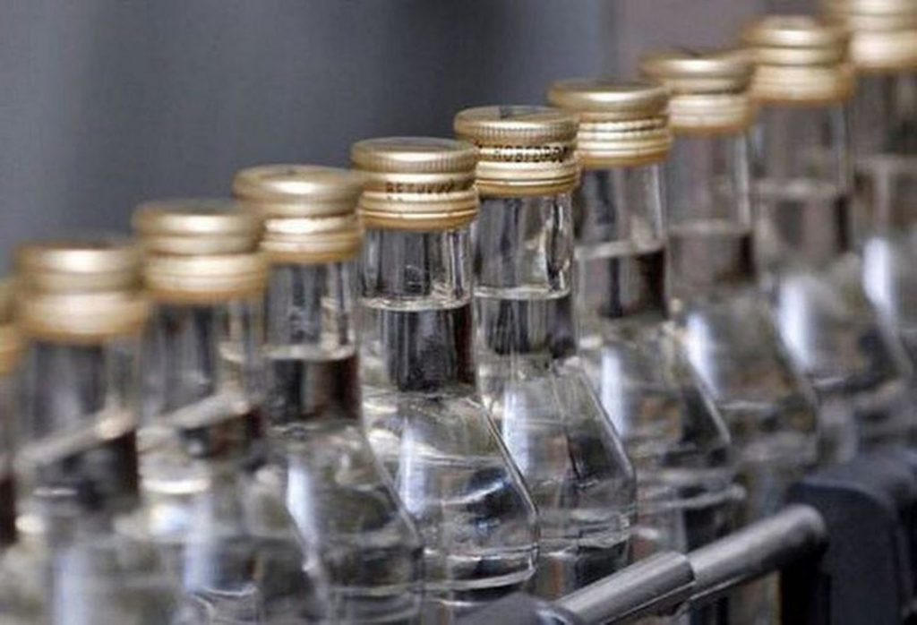 В Борисполе алкоголь производили из технической жидкости