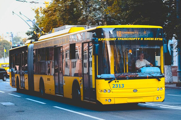 В Киеве хотят пустить "умный" троллейбус