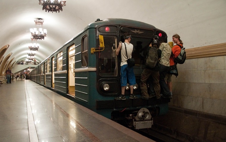 В метро активизировались зацеперы