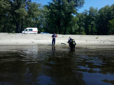 Водолазы третий день не могут найти пропавшего мальчика