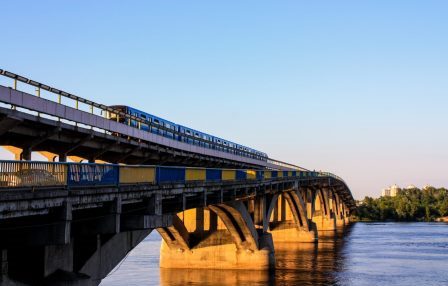 Мост Метро капитально отремонтируют