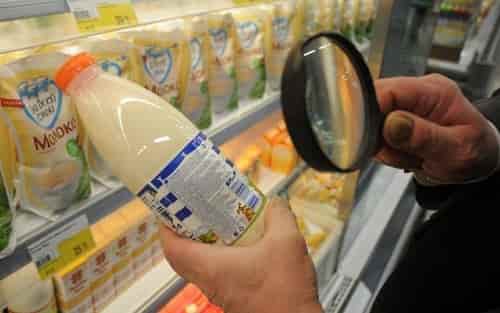 Киевлянке подсунули в супермаркете йогурт с "сюрпризом" (фото)