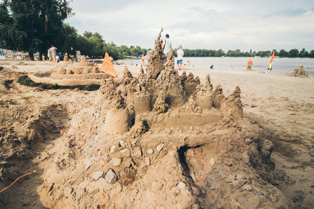 В Киеве строили замки из песка (фото)