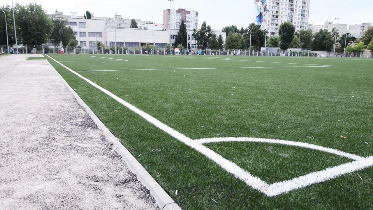 В Киеве откроют самый большой школьный стадион