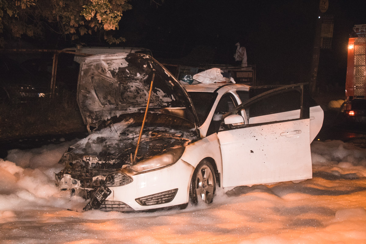 Киевлянин по ошибке взорвал чужую машину
