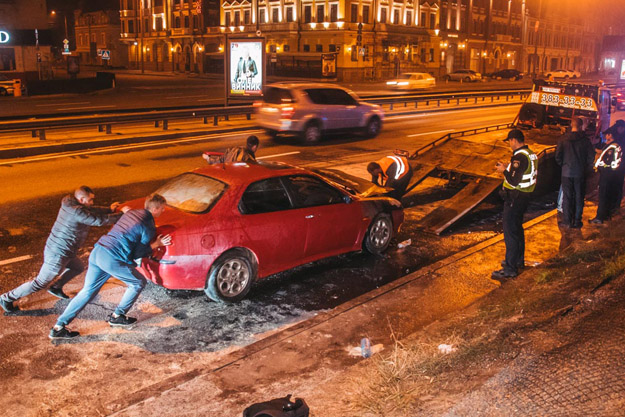 В Киеве – автомобильные пожары
