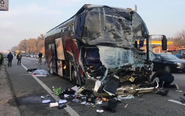 Водитель автобуса сообщил о причинах аварии, в которой погибла актриса