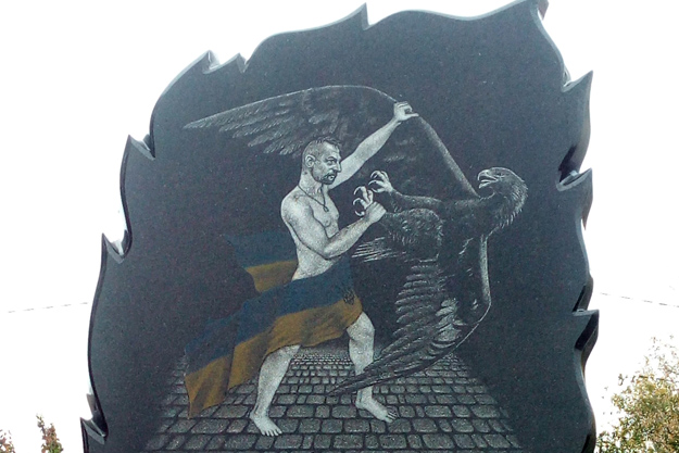 К памятнику "Небесной сотни" в Борисполе возникли претензии