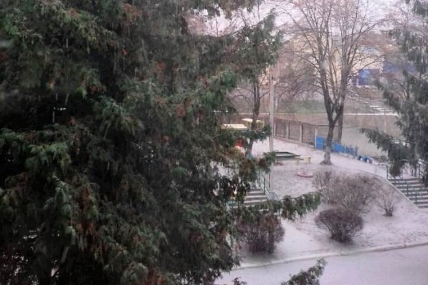 В Киеве выпал первый снег. Фоторепортаж