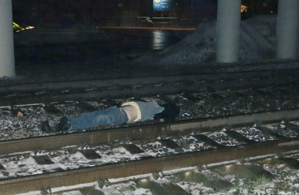 В Киеве поезд насмерть задавил мужчину