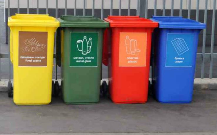 В Киеве предлагают сортировать мусор